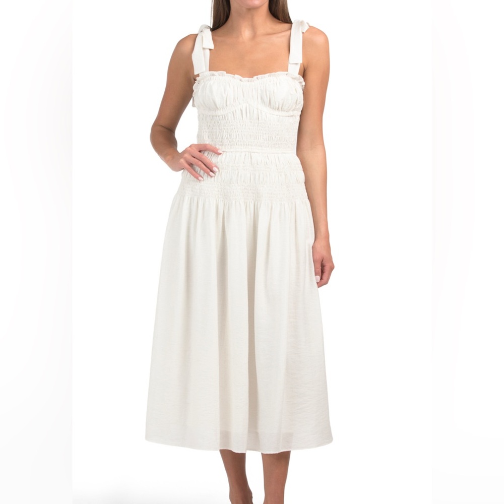 NWT Moon River White Midi Dress with Smocked Bodice
